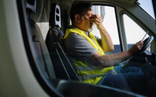 Como reduzir falhas humanas no transporte e aumentar a segurança?