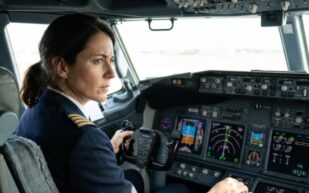 Como a fadiga e o estresse afetam a segurança na aviação?